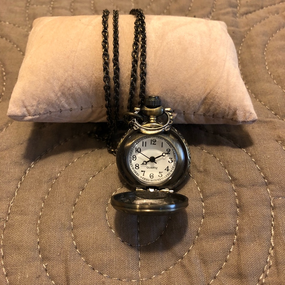 Vintage Style Bronzed Pocketwatch Necklace